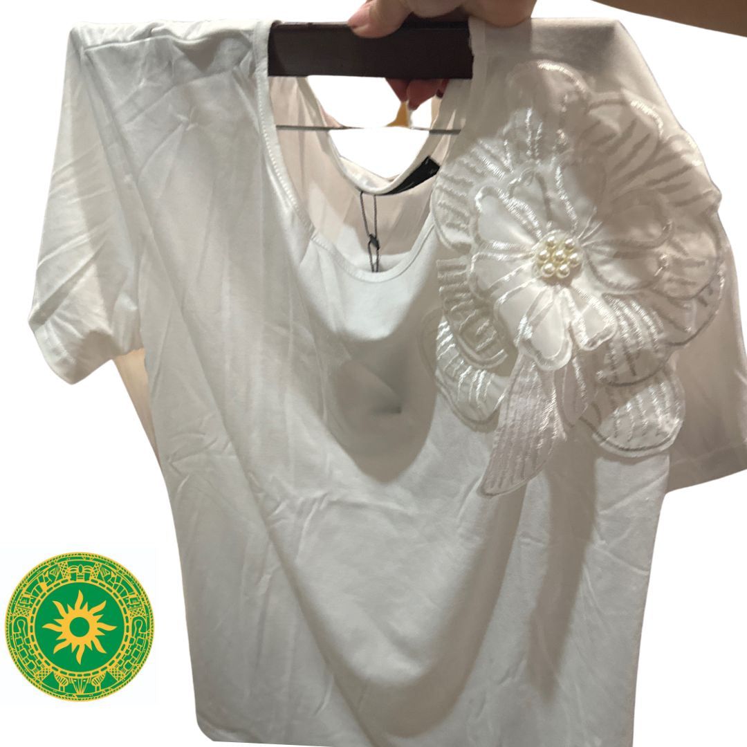 Blusa Blanca con Flor