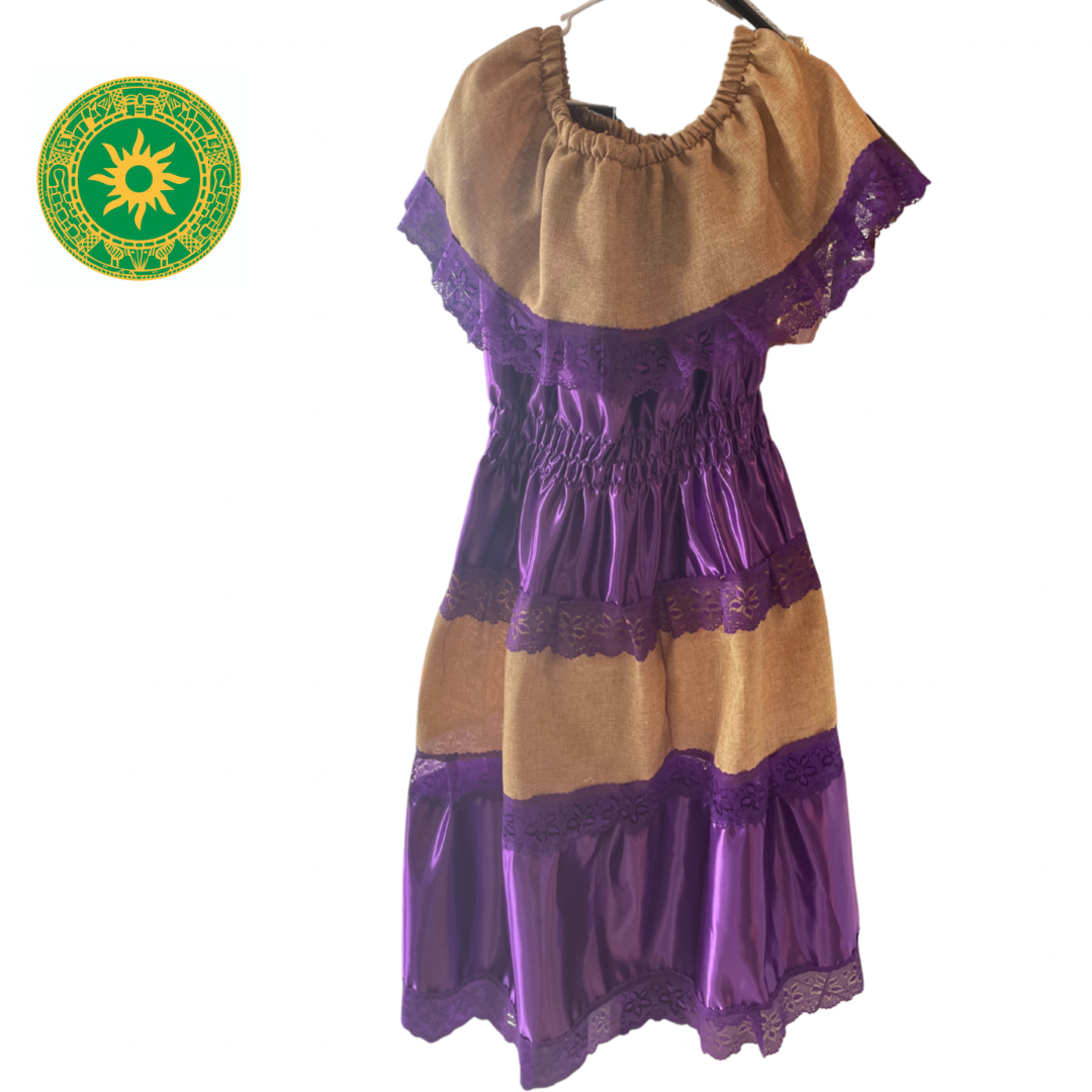 VESTIDO DE SACO Y VIOLETA