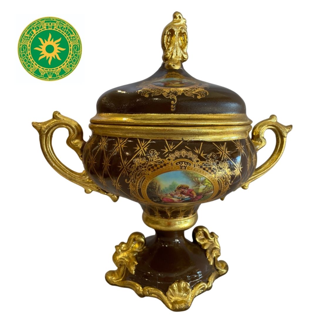 Tureen with Image